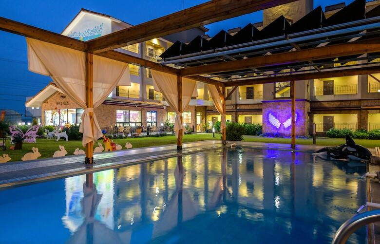 Apartamentos Famille Spa Resort