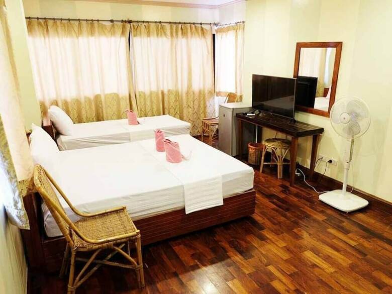 El Nido Beach Hotel