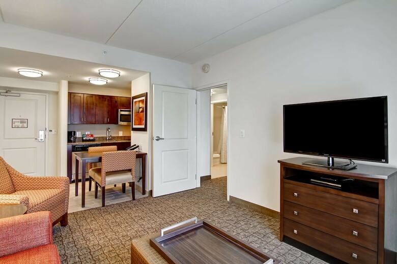 Hotel Homewood Suites By Hilton Woodbridge