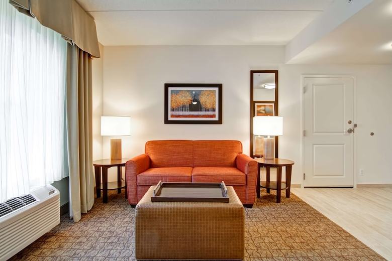 Hotel Homewood Suites By Hilton Woodbridge