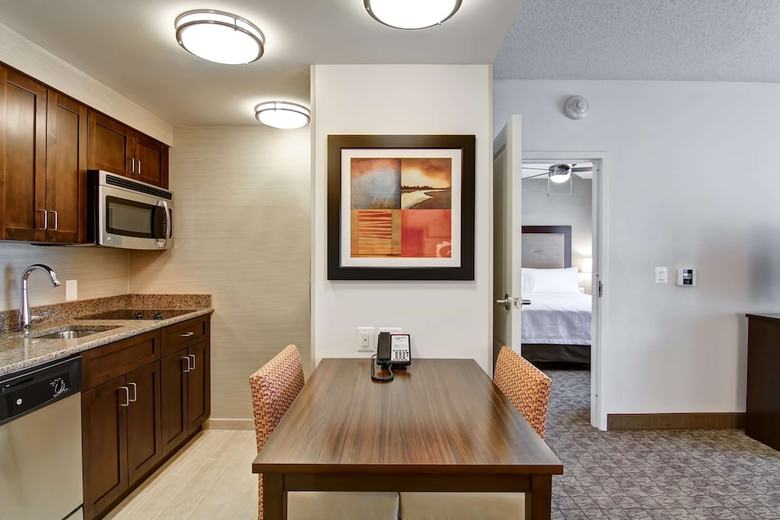 Hotel Homewood Suites By Hilton Woodbridge