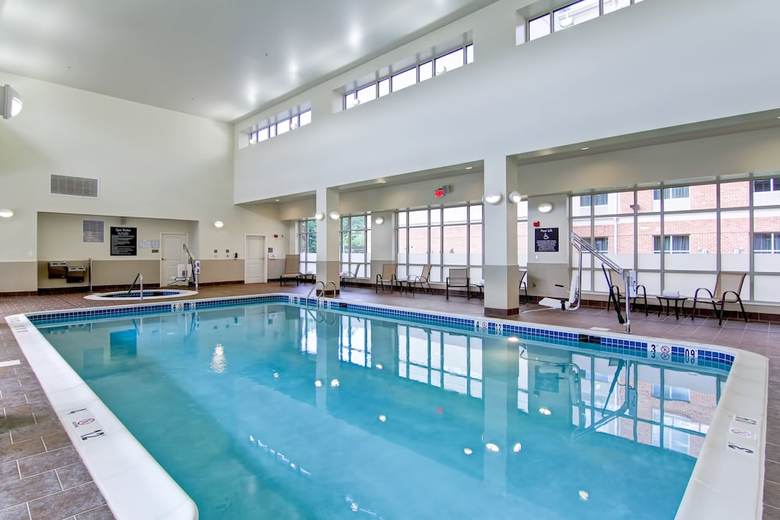 Hotel Homewood Suites By Hilton Woodbridge