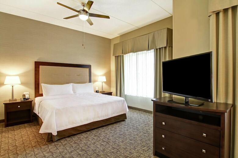 Hotel Homewood Suites By Hilton Woodbridge