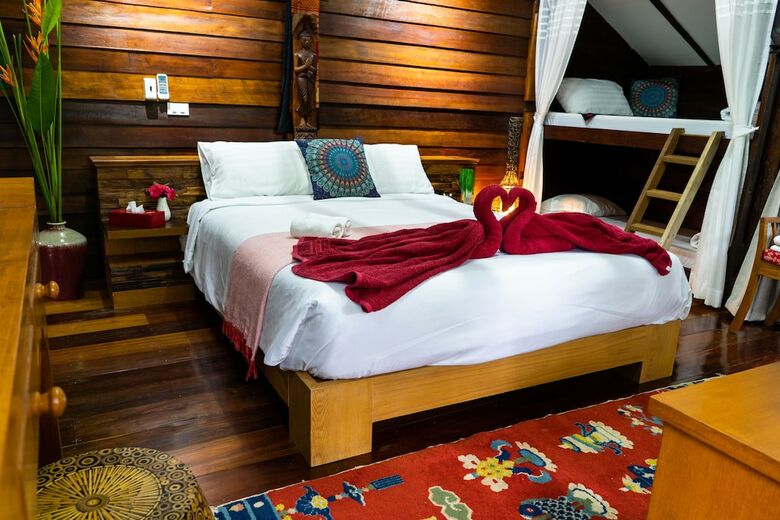 Hotel Rice Barn And Rooms