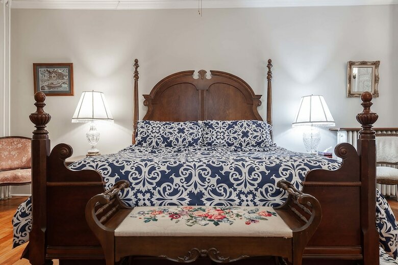 Bed & Breakfast Stone Maiden Inn