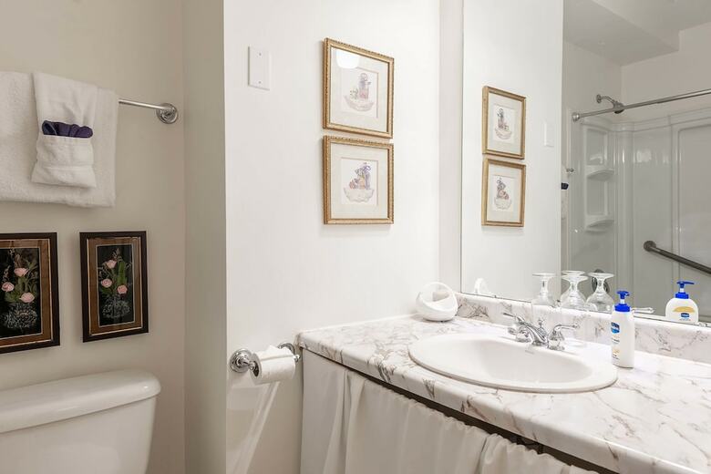 Bed & Breakfast Stone Maiden Inn