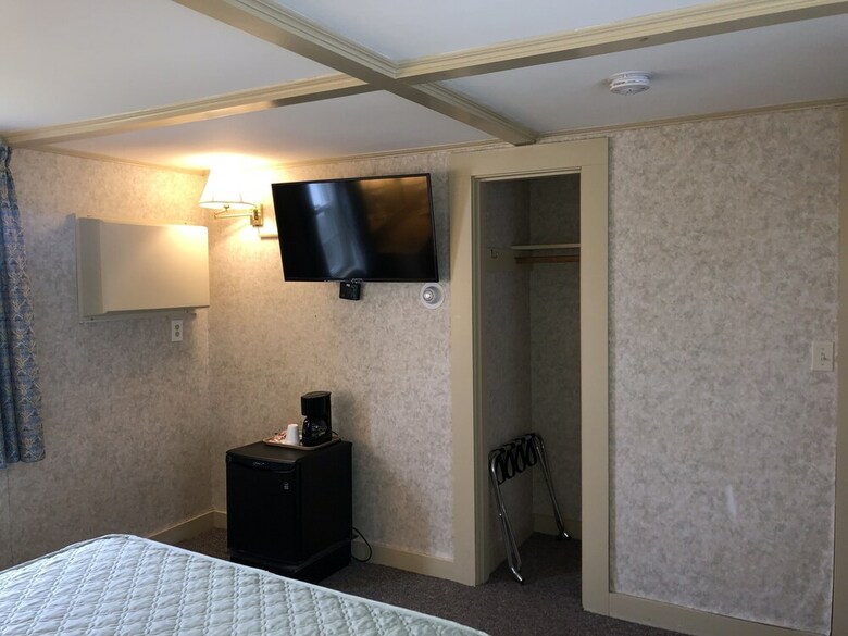 Hotel School House Inn