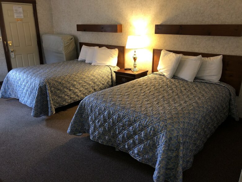 Hotel School House Inn
