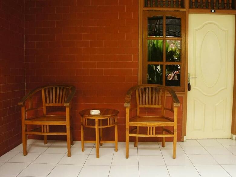 Hotel Waringin Home Stay