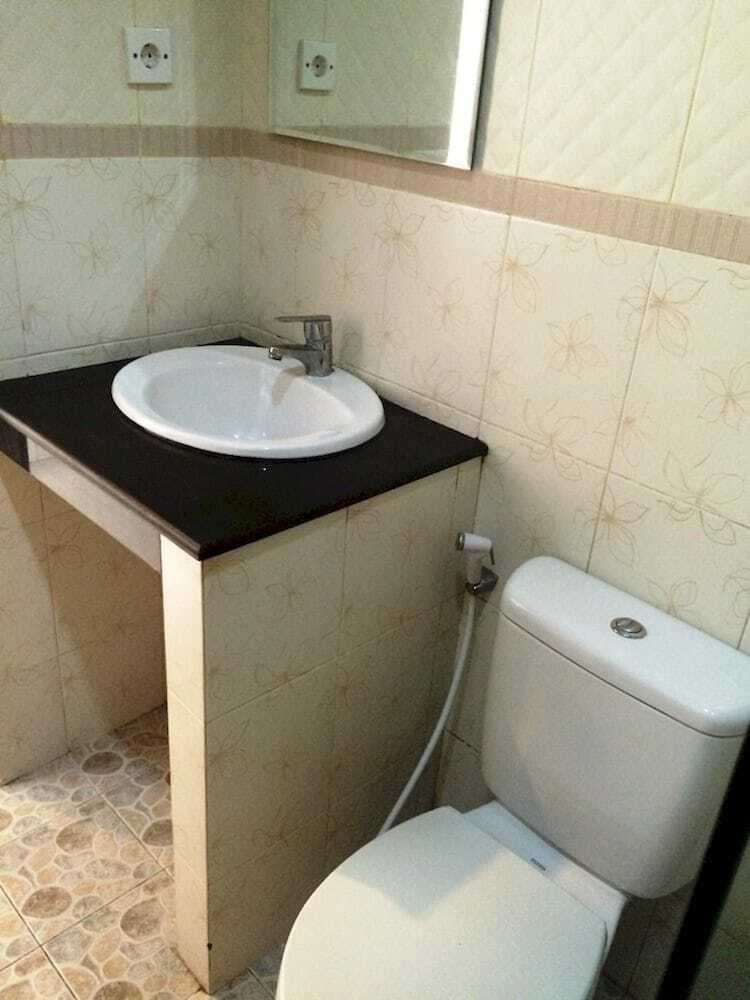 Hotel Waringin Home Stay