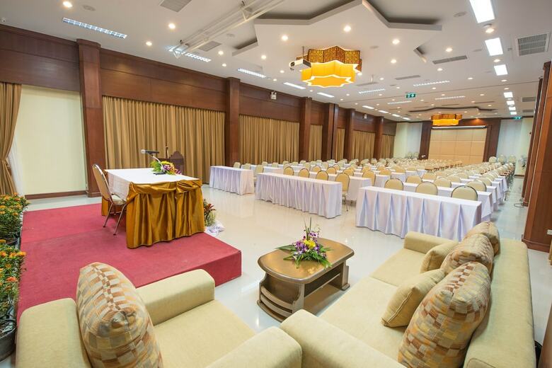 Hotel Krabi Front Bay Resort