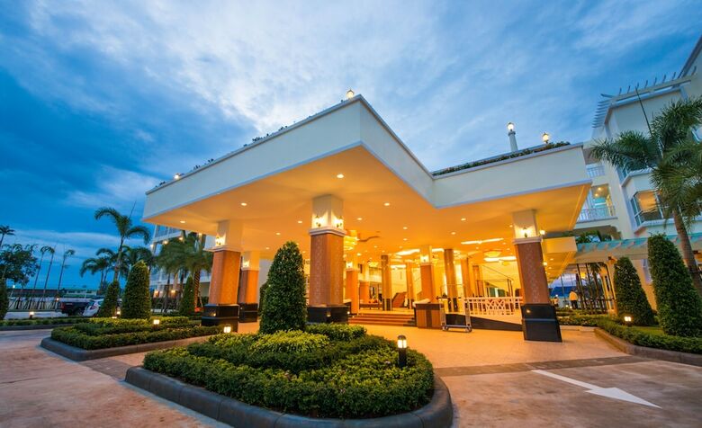Hotel Krabi Front Bay Resort