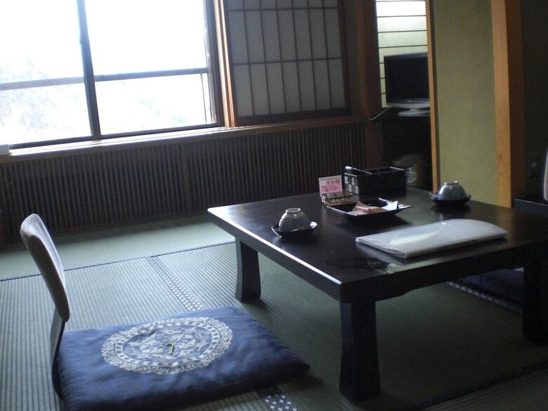 Okada Ryokan Warakutei