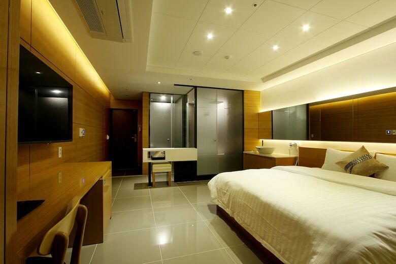 R.lee Suite Hotel Songdo