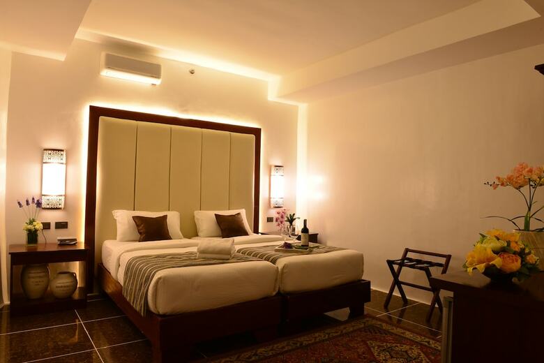 Hotel Boracay Summer Palace
