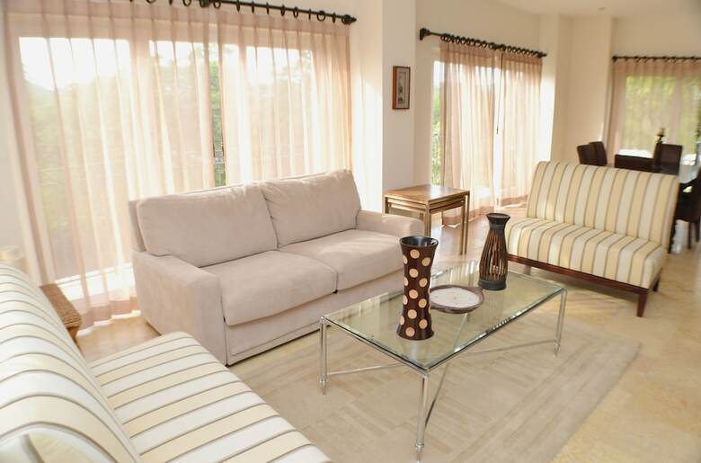 Acqua Residences