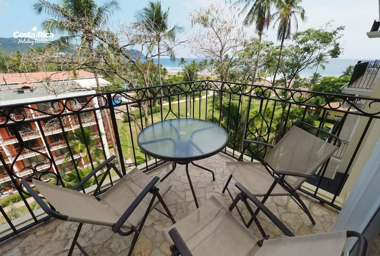 Acqua Residences