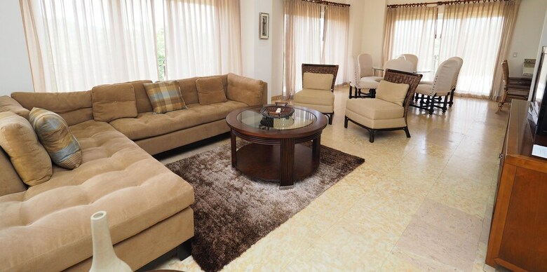 Acqua Residences