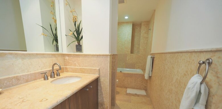 Acqua Residences