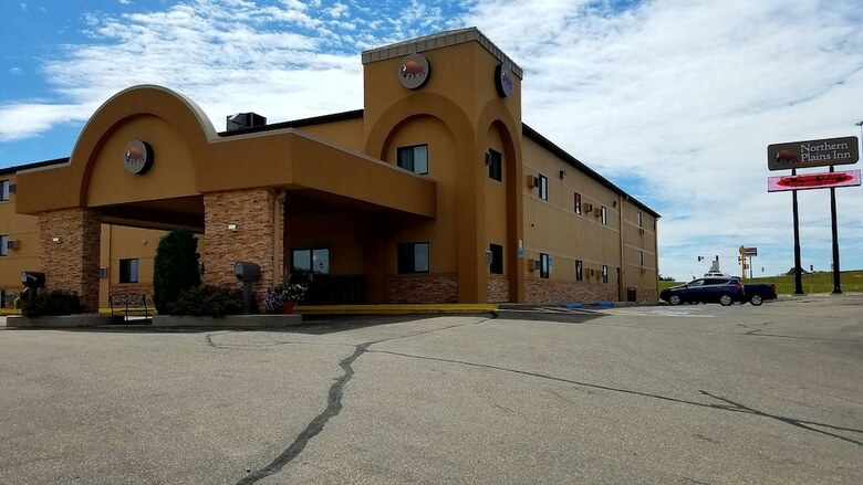 Hotel The Northern Plains Inn