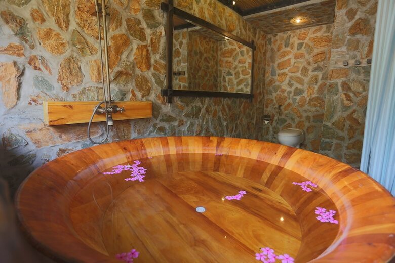 Hotel Mai Chau Ecolodge