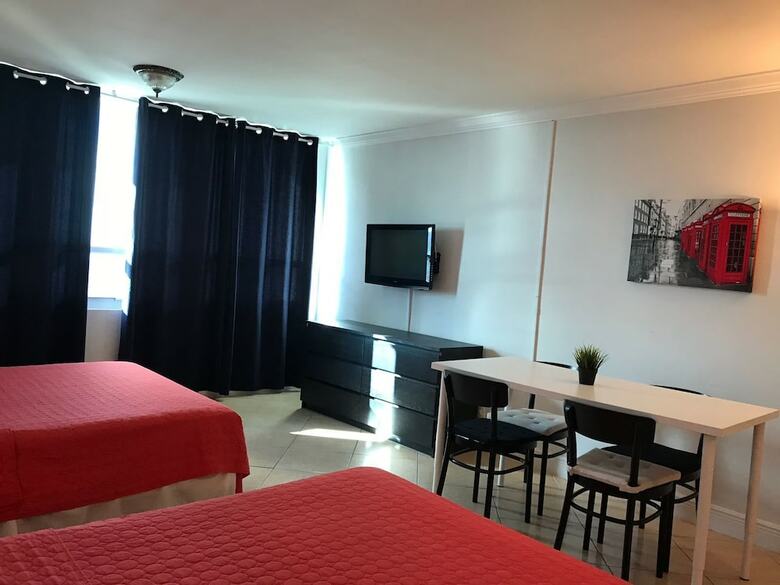Aparthotel Dw Oceanfront Resort