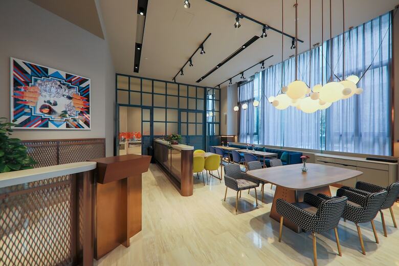 Ibis Styles Shanghai New Hongqiao Hotel
