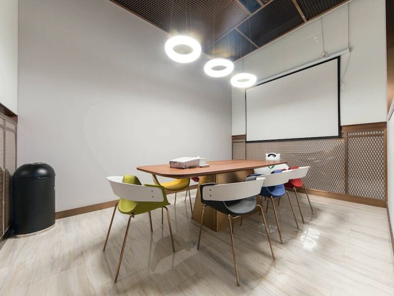 Ibis Styles Shanghai New Hongqiao Hotel
