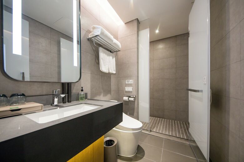Ibis Styles Shanghai New Hongqiao Hotel