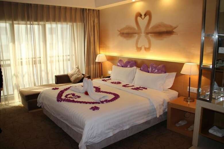 Metropolo Jinjiang Hotels Erqi Wanda Plaza