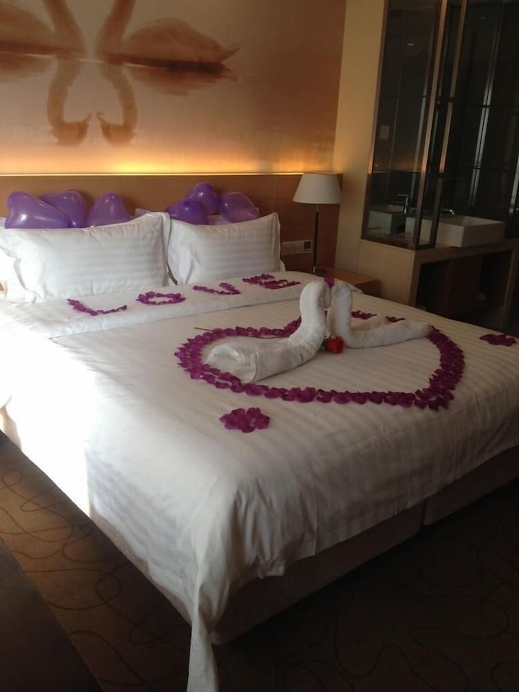 Metropolo Jinjiang Hotels Erqi Wanda Plaza