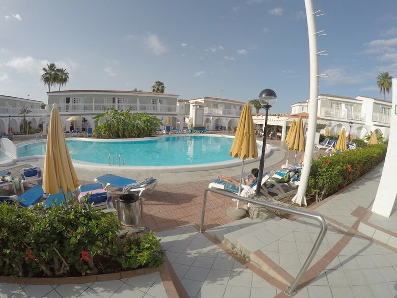 Apartamentos Bungalows Parque Nogal
