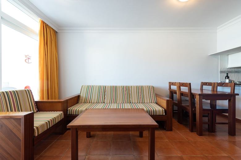 Aparthotel Apartamentos Dorotea