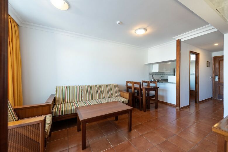 Aparthotel Apartamentos Dorotea