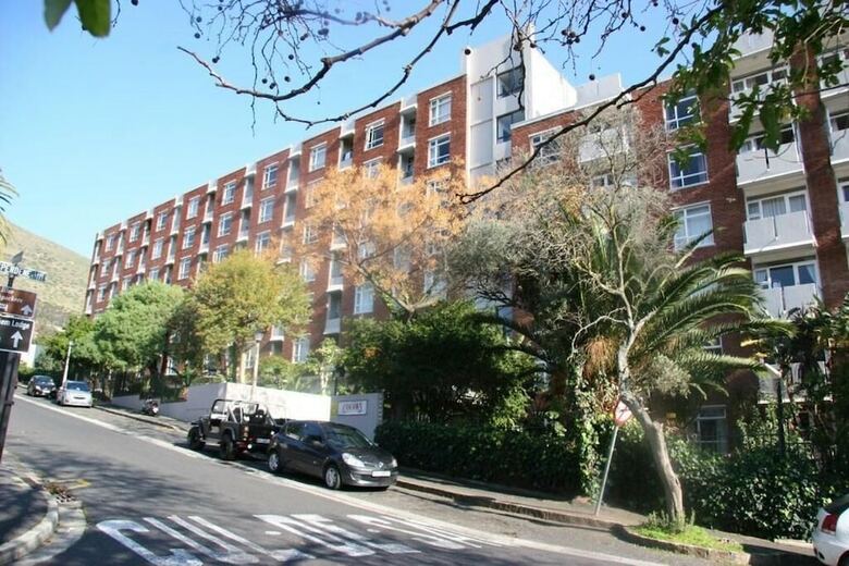 Apartamentos Cascades Suites