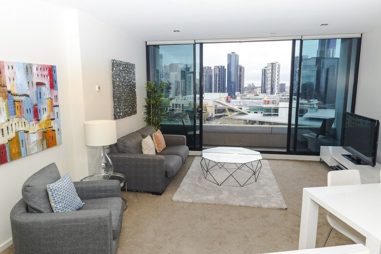 Waterfront Melbourne Apartments