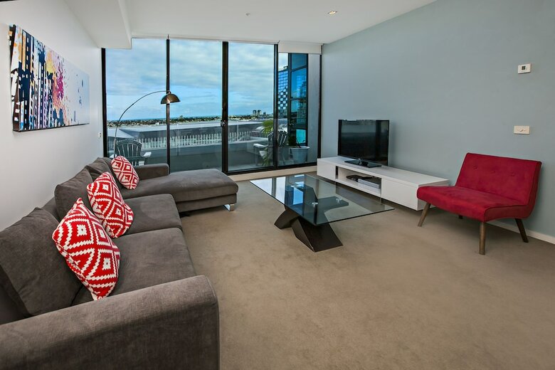 Waterfront Melbourne Apartments
