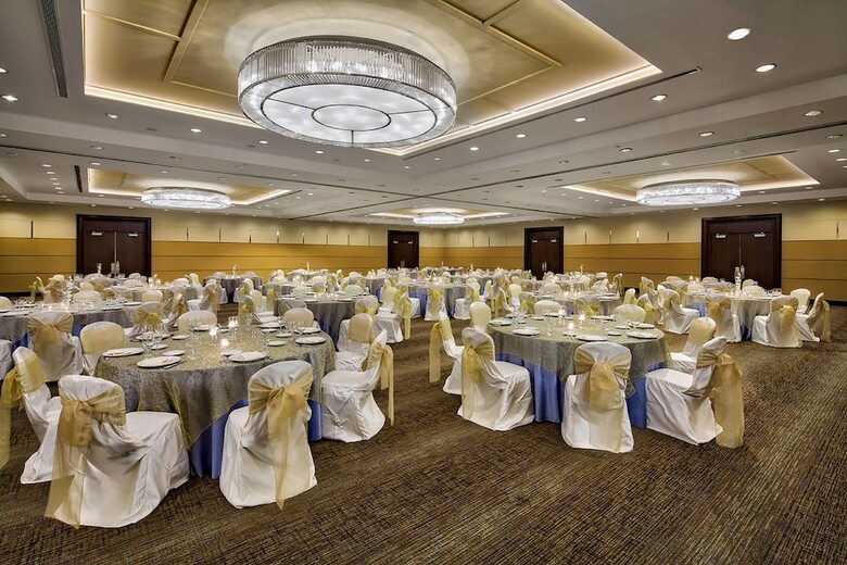 Hotel Doubletree By Hilton Chicago - Arlington Heights
