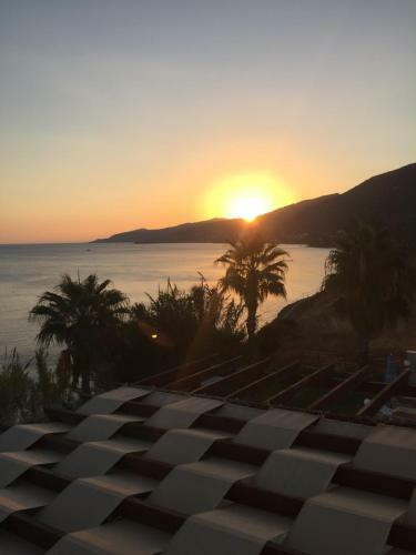 Kallinousa Beach Villa