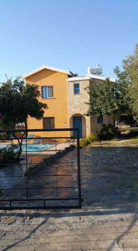 Akamas Villas - Villa Queen Evridiki