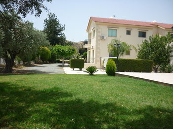 Himonas Apartments