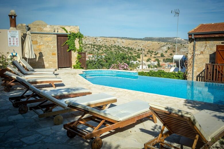 Apartamento Eveleos Country House