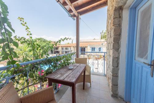 Apartamento Adamos House