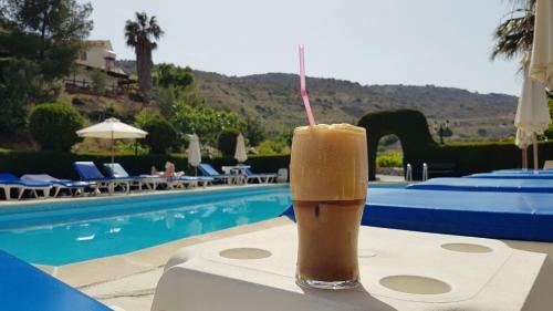 Ampelokipi Holiday Apartments