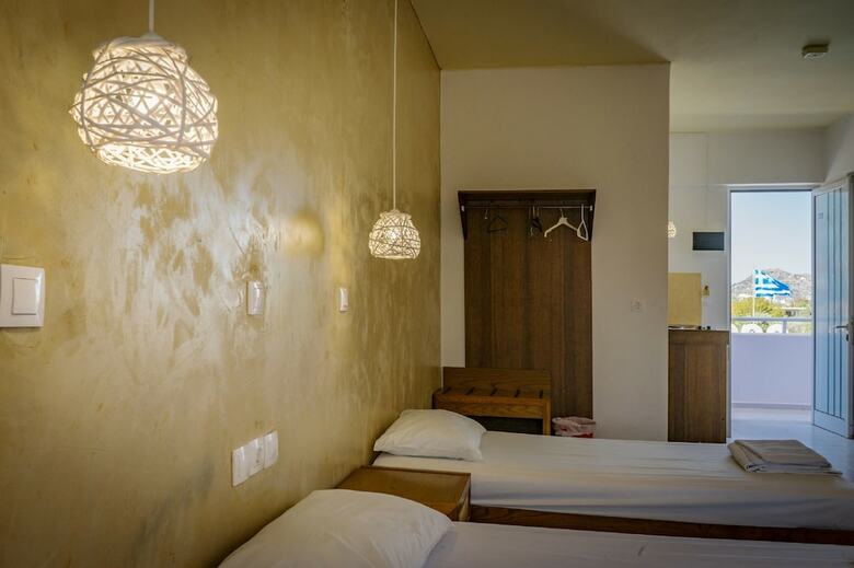 Aparthotel Family House Studios