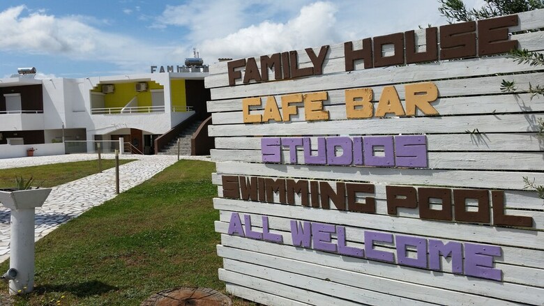 Aparthotel Family House Studios