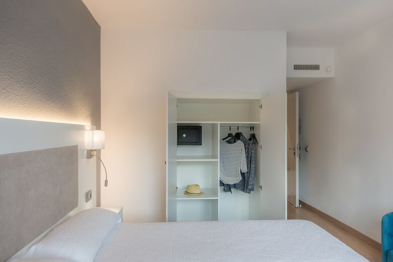 Blue Hotel Paradis Blau