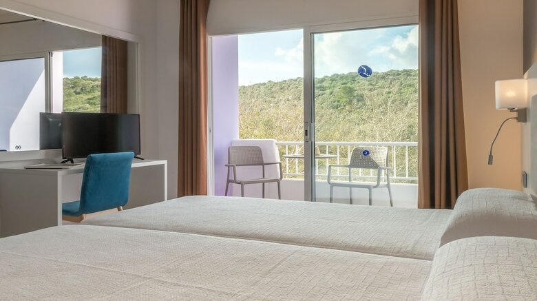 Blue Hotel Paradis Blau