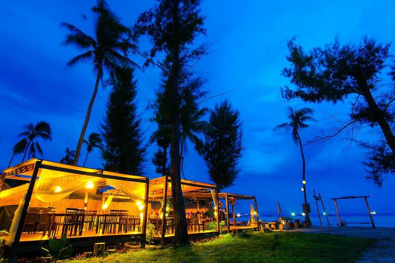 Hotel Salisa Resort