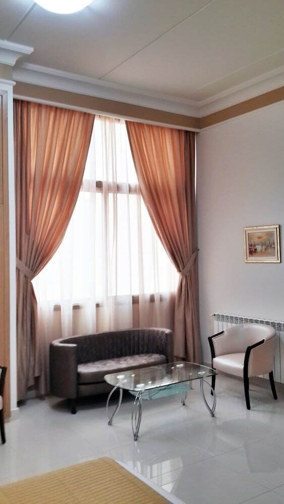 Liqaa Hotel